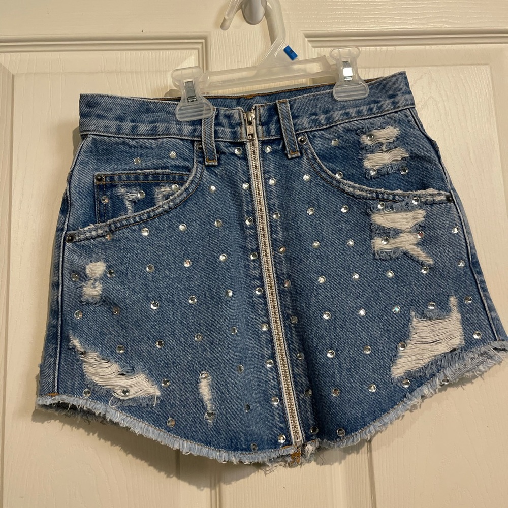 Carmar skirt size 26